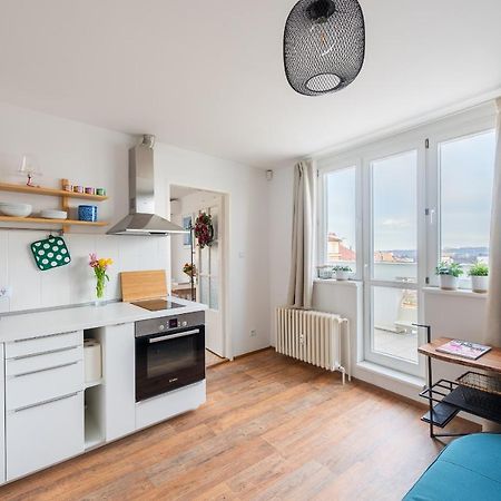 Bright Charming Apt With Terrace, Parking & Airco. Prag Exteriör bild