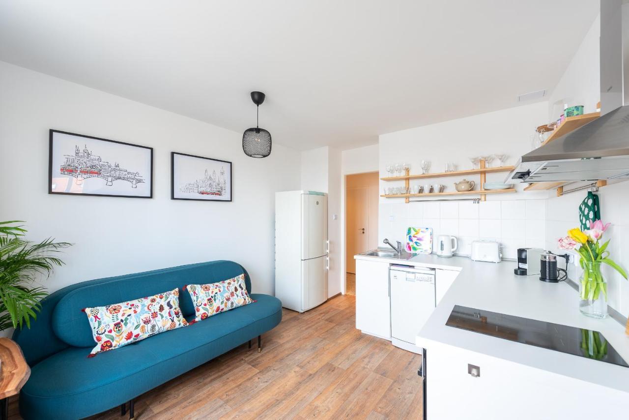 Bright Charming Apt With Terrace, Parking & Airco. Prag Exteriör bild
